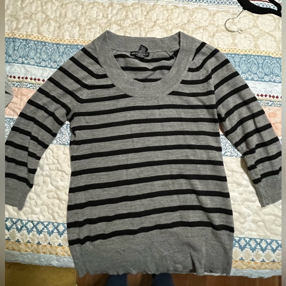 New York & Company Gray and Black Striped Scoop Neck Sweater